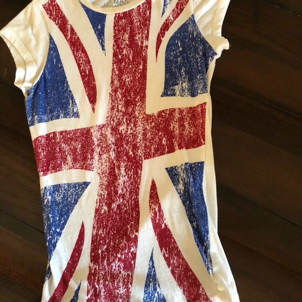 Cap sleeved T shirt